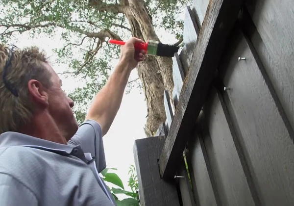 STEP 4: Paint your fence – Brush