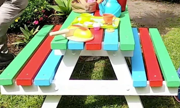 Fussy's Kid's Furniture