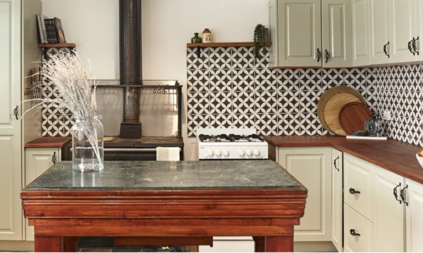 Bradley's Kitchen, Dining and Bathroom